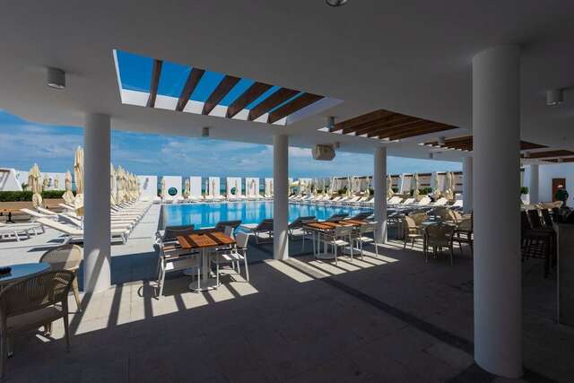 Отель Sea Breeze Resort&Residence Баку-13